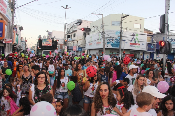 Zaruk Kids garante a festa da criançada de Conceição do Coité (Atualizada. Veja fotos e vídeo)