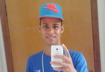 Foto mais recente do jovem, tirada neste domingo, dia do acidente.