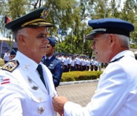 Comandante-geral da PM-BA é homenageado em Recife