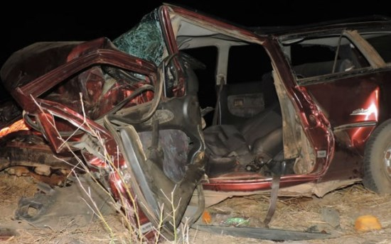 Ultrapassagem irregular mata um, fere seis e destrói carros na Bahia