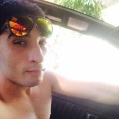 Jovem sobrevive após batida dividir carro ao meio; veja fotos