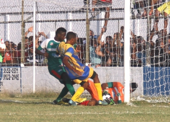 Intermunicipal: seleção de Coité esbarra na retranca de Remanso, vence jogo, mas está fora da competição