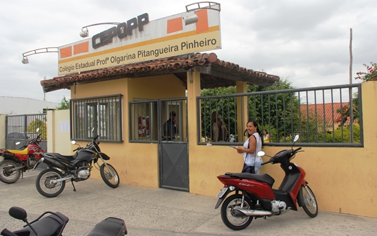 Colégio Olgarina - Fica no Bairro Mariquinha de Dodô saída Coité - Riachão