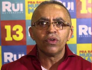 Ex-prefeito  é condenado por uso de documento falso