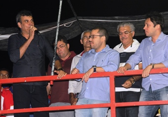 Júnior pediu para não falar, mas mesmo assim foi convocado.