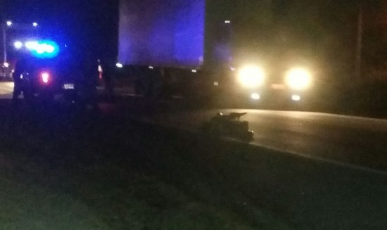 Motociclista morre atropelado por van depois de bater em caminhão na BR 116 Norte