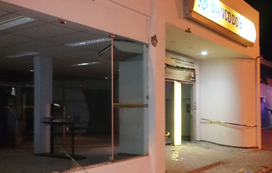 Dois assaltantes tombam mortos em tentativa de estouro a banco na cidade de Ponto Novo