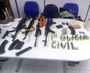 Polícia apreende armas de guerra utilizadas durante assalto ao banco do Brasil em Ponto Novo