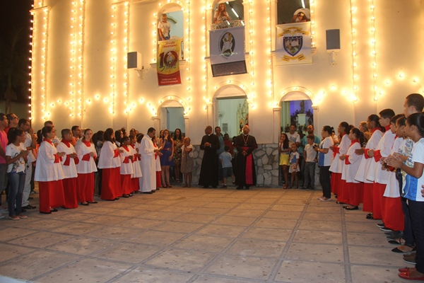 Novo arcebispo de Feira de Santana celebra a primeira missa do novenário de Nossa Senhora da Conceição do Coité