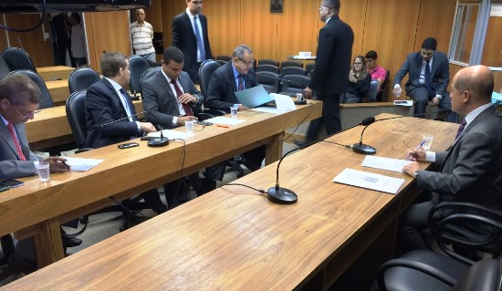 CCJ aprova projeto que pode proibir exigência de caução em atendimentos de emergência