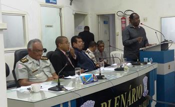 Gika Lopes solicita viatura, ronda rural e criação de delegacia especializada para Serrinha