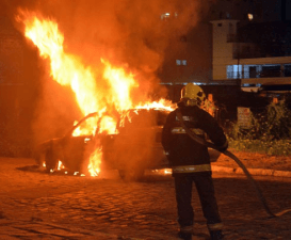 SE – Homem incendeia o pròpio carro ao pensar que tinha acertado na Mega-Sena