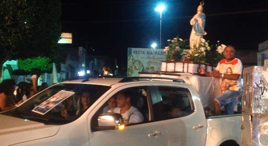 Bando anunciador abriu Festa da Padroeira de Coité; novo arcebispo de Feira de Santana participa de celebração hoje