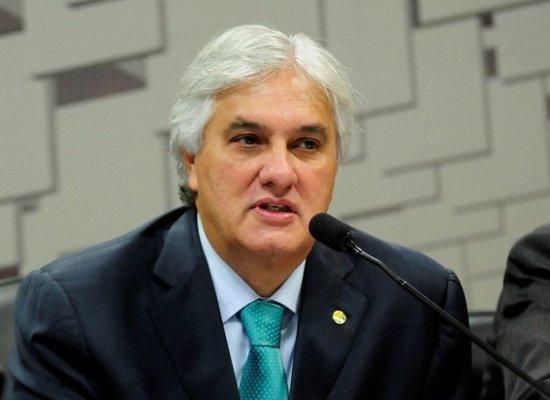 Senador do PT foi preso acusado de atrapalhar investigações da Lava Jato.