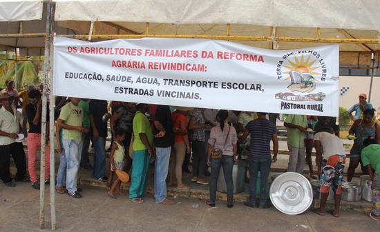 mst em prefeitura de tucano2