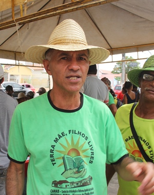 Romário disse que a turma está disposta a ficar na Prefeitura até que o prefeito garanta a execução das reivindicações.