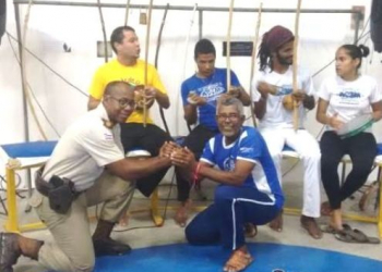 Comandante do 16° BPM realiza palestra para capoeristas