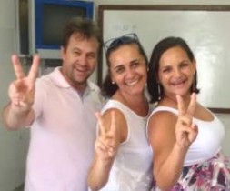 Simone Nascimento entre os víces Wagner Lopes e Catiane Mota.