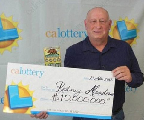Americano ganha duas vezes na loteria em cinco minutos