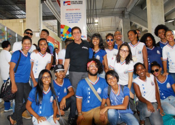 Mais de 30 mil pessoas participam do 4º Encontro Estudantil  da Rede Estadual na Arena Fonte Nova   