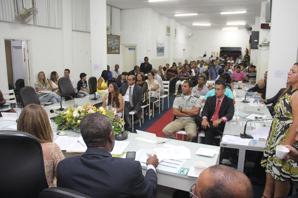Ultima Sessão de 2015 na Câmara Municipal de Serrinha - Foto- Raimundo Mascarenhas (25)