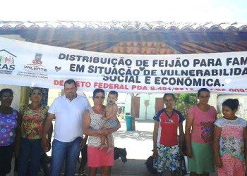 Valente- Secretaria de Assistência Social distribui 13.300kg feijão para famílias carentes