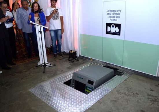 Empresário feirense lança dispostivo que coíbe ataques a caixas eletrônicos