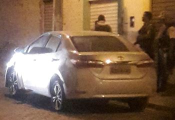 Veículo é abandonado próximo ao Banco do Brasil de Queimadas, desconhecidos são vistos em S10 e deixa Policia em alerta