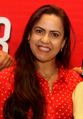 Mesmo perdendo a eleição Gleide permaneceu firme com o PCdoB.