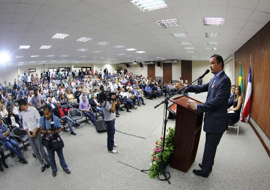 Governo discute com municípios estratégias para combater o Aedes aegypti
