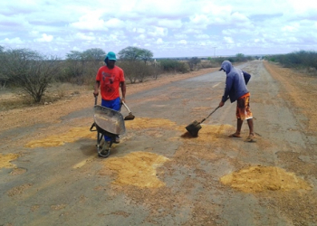 A falta do sisal devido a seca leva trabalhador buscar outra alternativa de sobrevivência