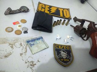 Suspeito morre durante troca de tiros com policiais em Serrinha