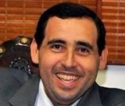 Vereador de Magé é assassinado  no estacionamento da Câmara Municipal.
