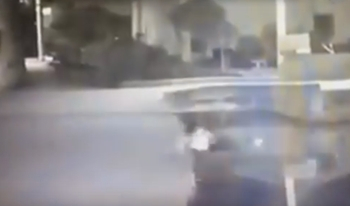 Mulher se distrai com celular e morre afogada; veja vídeo