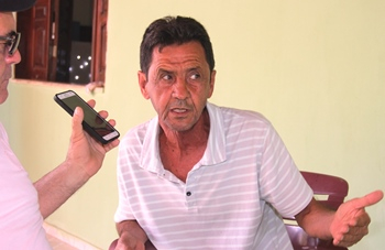 Ex-prefeito exige que politicos expliquem origem da crise e mostre soluções