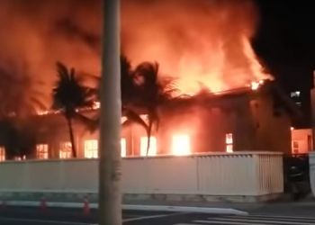 Incêndio destrói salão principal da Igreja dos Mórmons, em Salvador