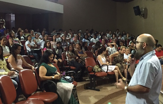 Palestra no Centro Cultural aborda inclusão das pessoas com deficiência na escola e na sociedade