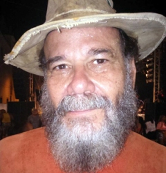 Professor aposentado da Ufba é morto na Bahia; polícia investiga crime