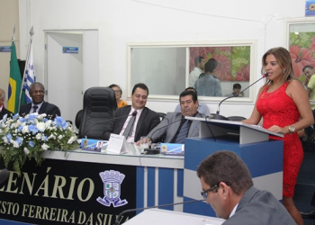 Serrinha: trabalhos do Legislativo 2016 são abertos com a presença de quatro pré-candidatos ao Executivo Municipal