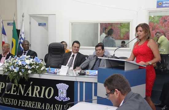 Serrinha: trabalhos do Legislativo 2016 são abertos com a presença de quatro pré-candidatos ao Executivo Municipal