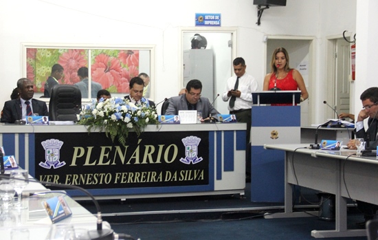 Serrinha: trabalhos do Legislativo 2016 são abertos com a presença de quatro pré-candidatos ao Executivo Municipal