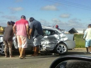 Acidente envolvendo carro de prefeitura mata quatro pessoas, diz PRE