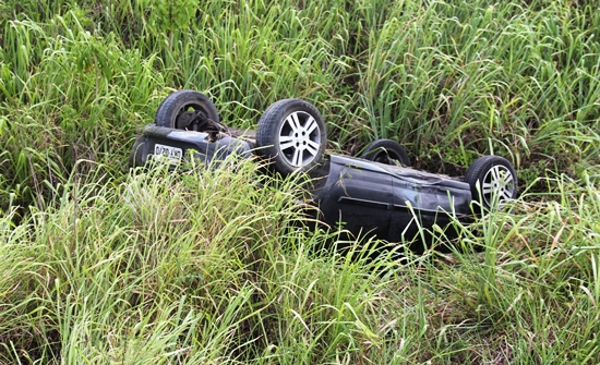 PRF registra acidente envolvendo quatro veículos na BR 324