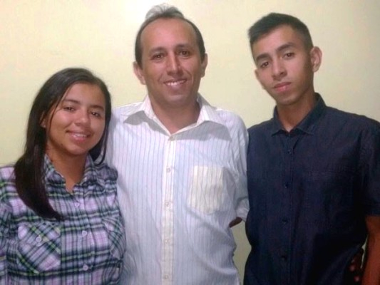 Pai e filho passam juntos em Direito no Enem e vão estudar na mesma sala
