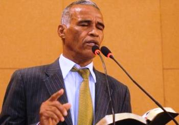 Deputado Pastor Isidório quer proibir variação de preço nas tarifas dos pedágios