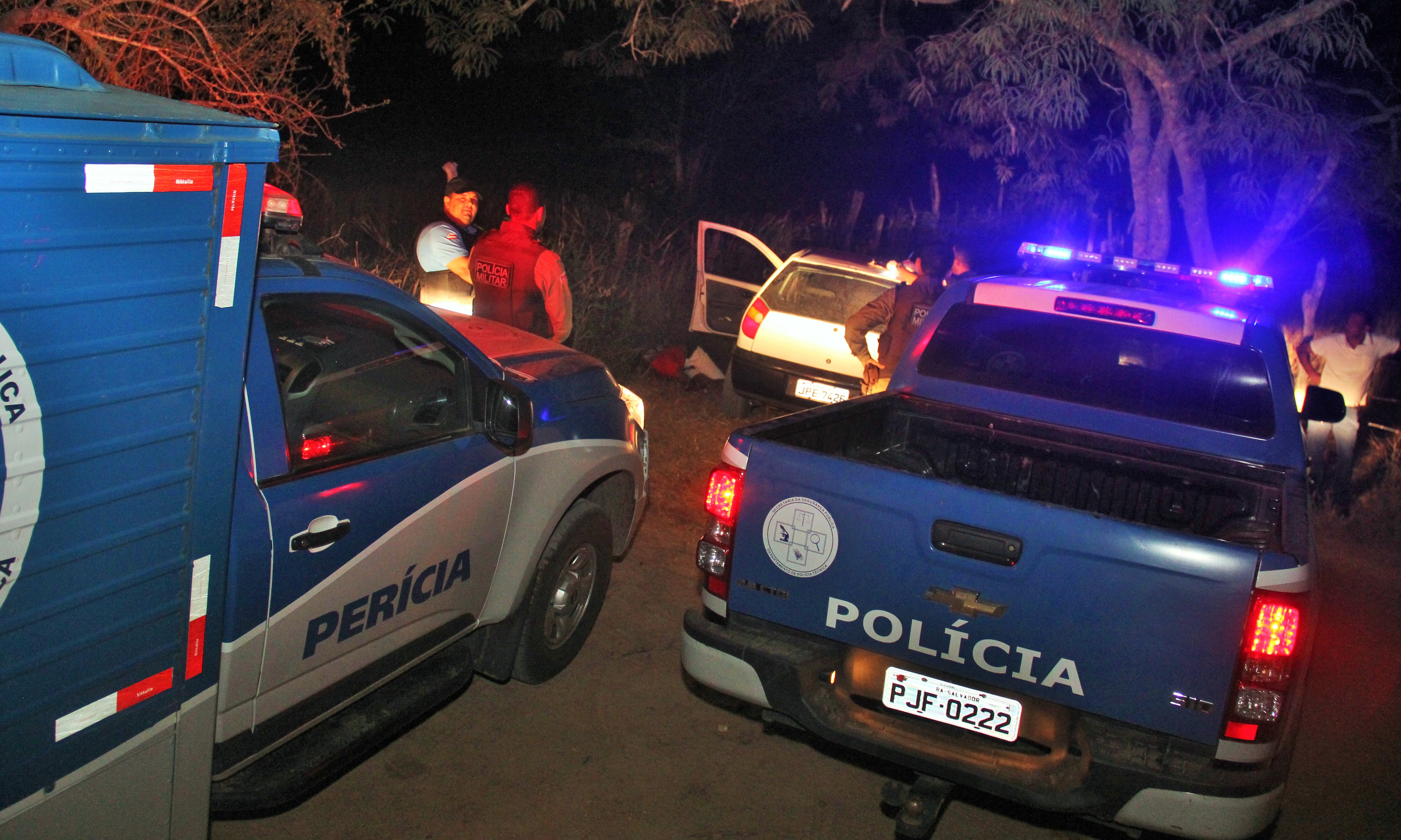 Jovem é encontrado morto a tiros na zona rural de Retirolândia, ao lado de carro com placa de Coité (reportagem atualizada)