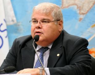 PMDB da Bahia se articula para romper apoio com governo