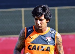 Próximo de reestreia pelo Vitória, Victor Ramos admite “frio na barriga”