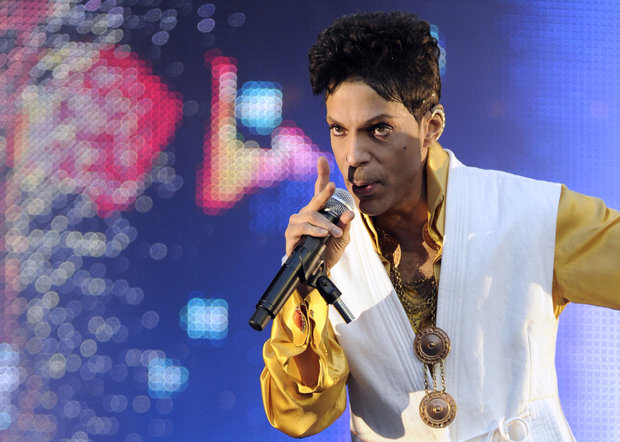 Cantor Prince morre em casa aos 57 anos; causa da morte é investigada