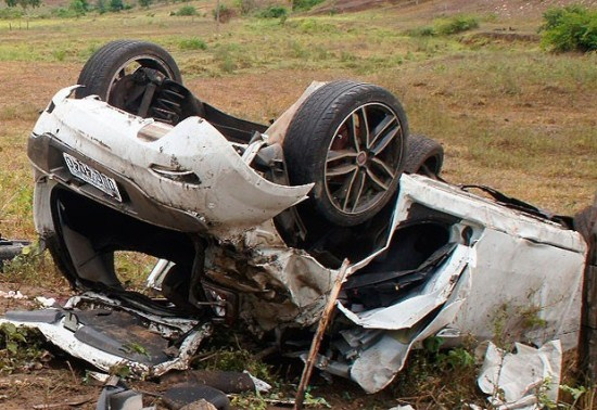 Acidente deixa três mortos na BA-263 ; cão foi arremessado e também morreu